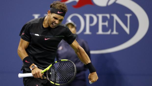 El tenista español Rafa Nadal celebra su victoria frente al japonés Taro Daniel