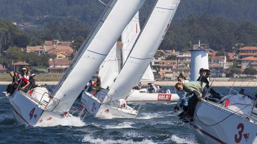 El viento se alía con la primera jornada del Trofeo Príncipe de Asturias