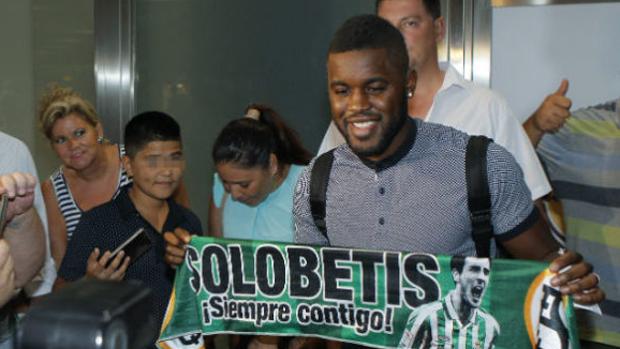 En vídeo: «Béticos, Joel Campbell ha vuelto»