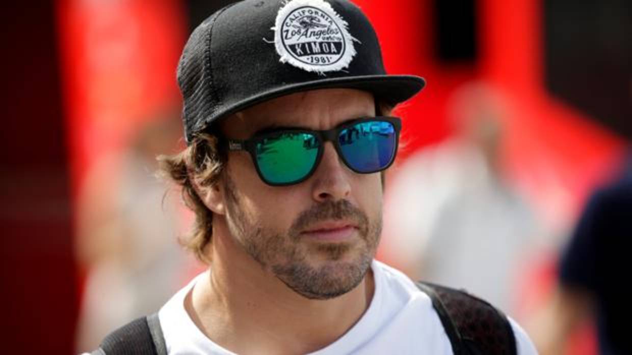 Fernando Alonso se pica con una aplicación de tráfico