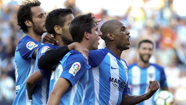 El Málaga resiste con 10 y logra empatar ante el Athletic