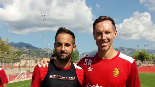 Steve Nash participa en un entrenamiento del Mallorca