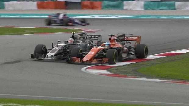 Alonso a Magnussen: «Eres un idiota»