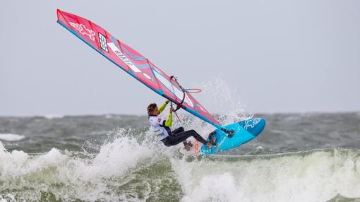 Iballa y Daida Ruano, campeona y subcampeona del mundo de windsurf de la PWA