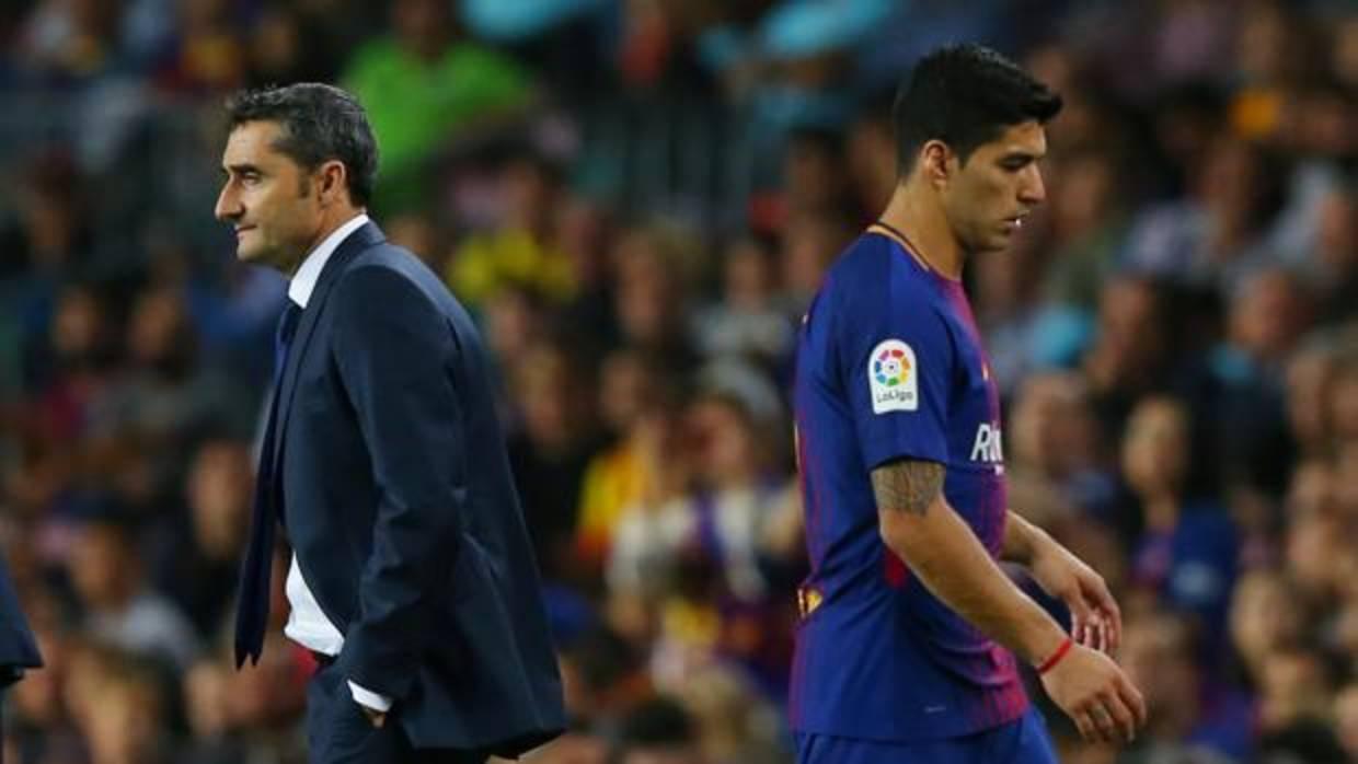 Luis Suárez tras ser sustituido ayer en el partido ante el Málaga