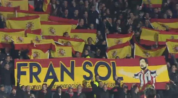 El emocionante apoyo de la afición del Willem II a Fran Sol tras conocerse su tumor