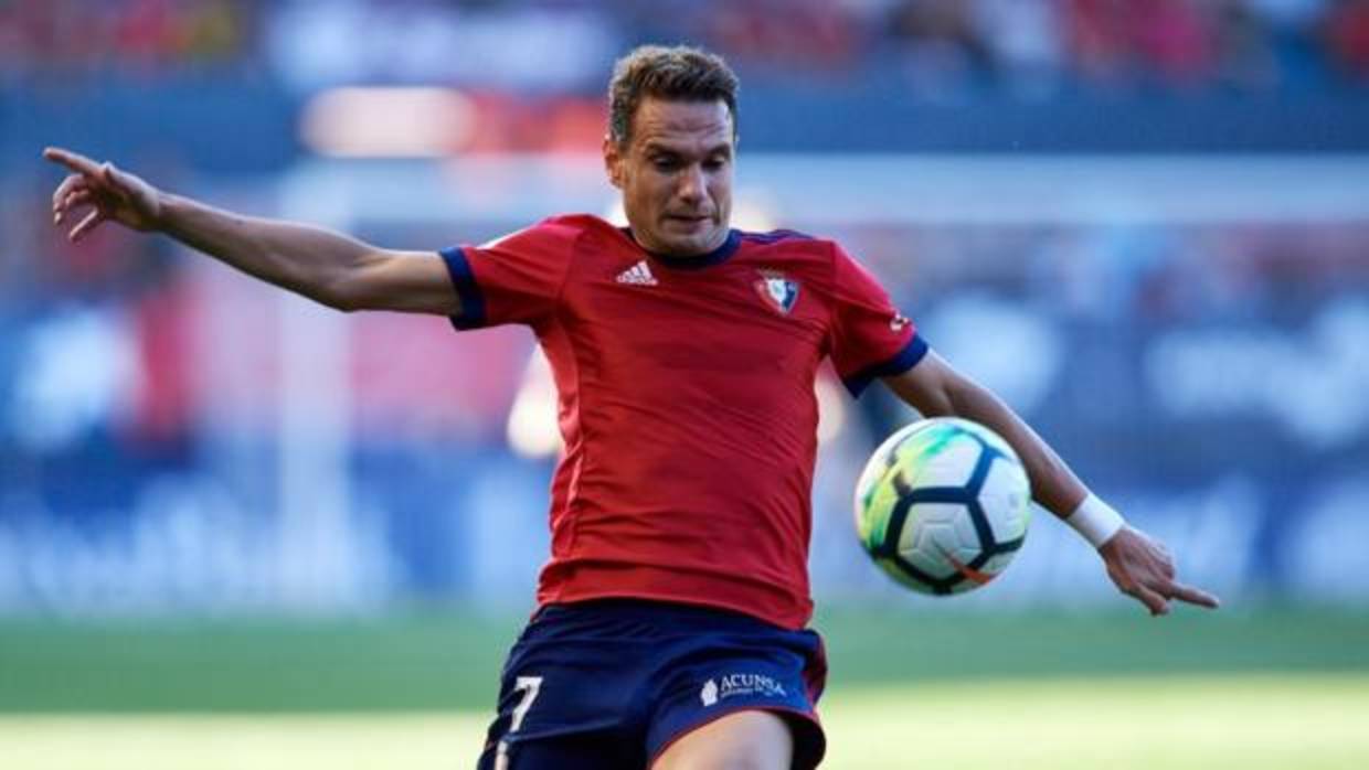 Osasuna y Granada dan por bueno un punto que da liderato al segundo