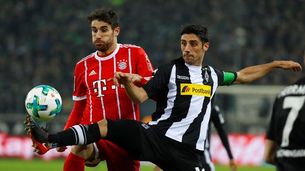 El Gladbach vence al Bayern y frena la racha de victorias de Heynckes