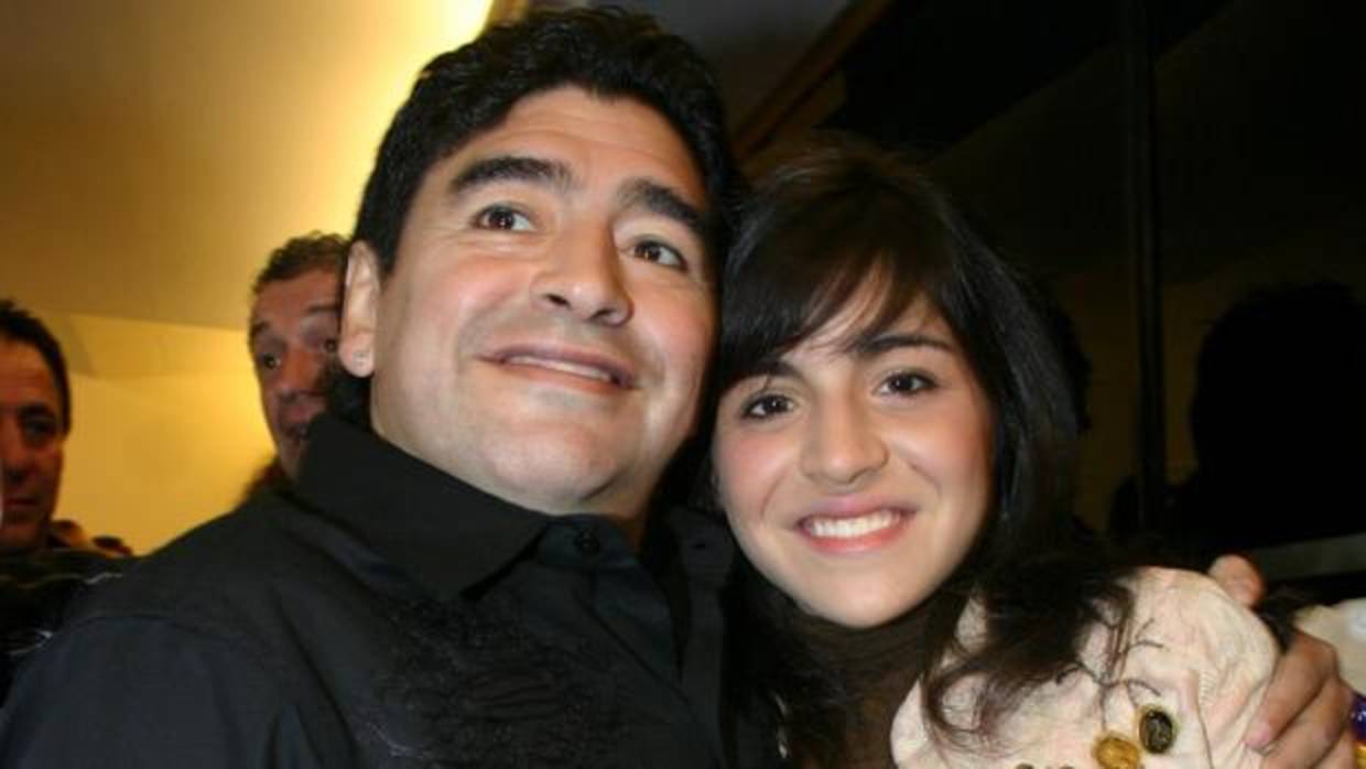 Diego Maradona y su hija Giannina , en una imagen de 2013