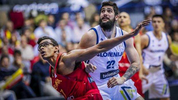 España sonríe ante Eslovenia
