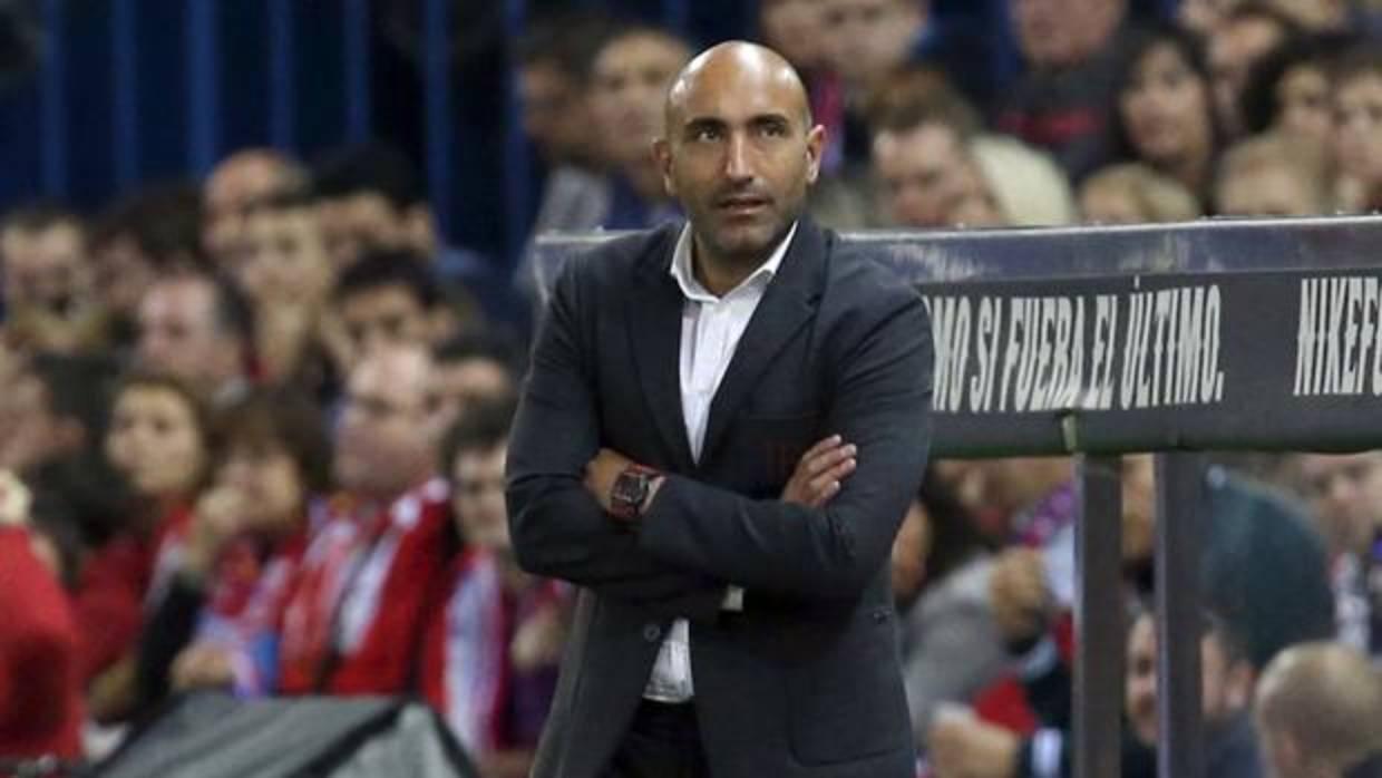 Abelardo, en un partido en el estadio Vicente Calderón