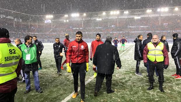 La nieve obliga a suspender el Osasuna-Nástic