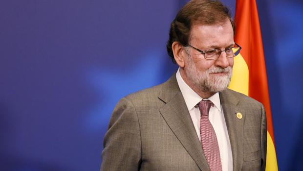 Rajoy, ante la amenaza de la FIFA: «Estoy convencido de que España irá al Mundial y además lo ganará»