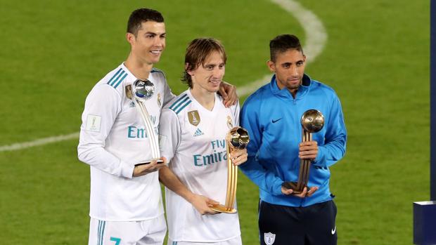 Luka Modric le birla a Cristiano Ronaldo el premio al mejor del torneo