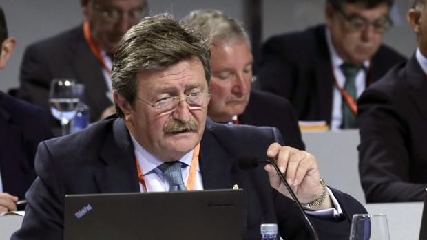 Larrea: «Cuando he visto a Villar me han dado ganas de marcharme»