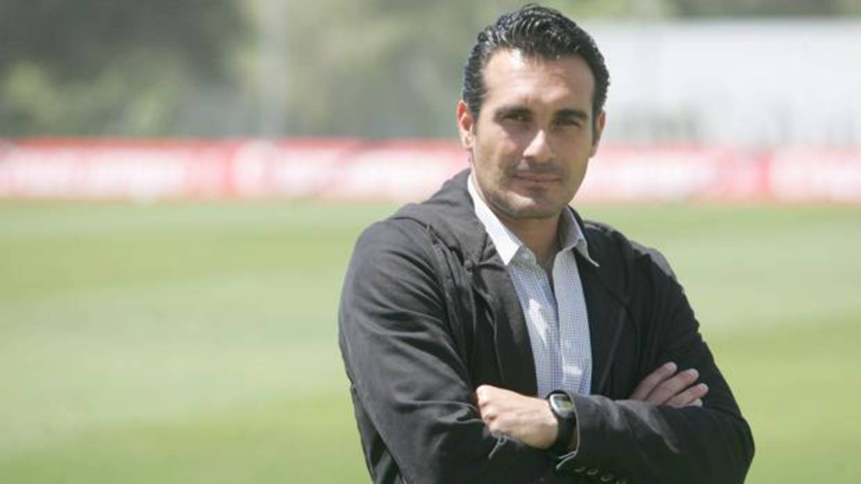 Raúl Procopio, exentrenador del Cádiz CF y ahora en el Lincoln de Gibraltar.