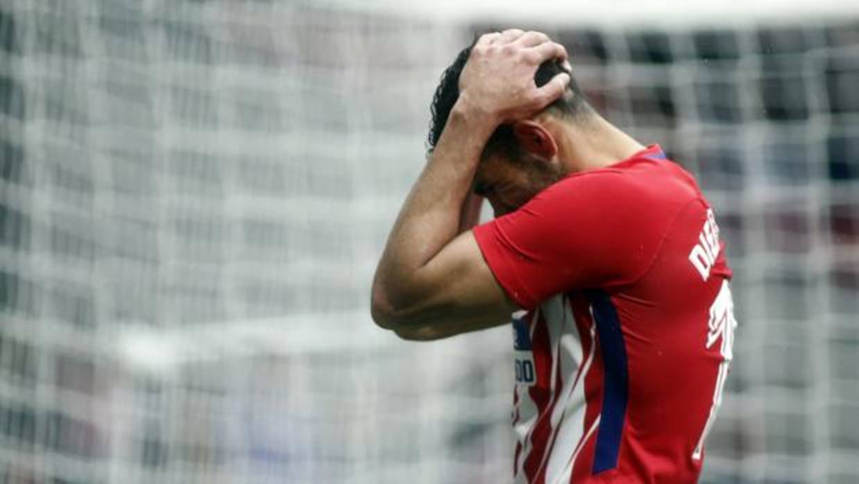 Diego Costa se lamenta en el partido ante el Getafe