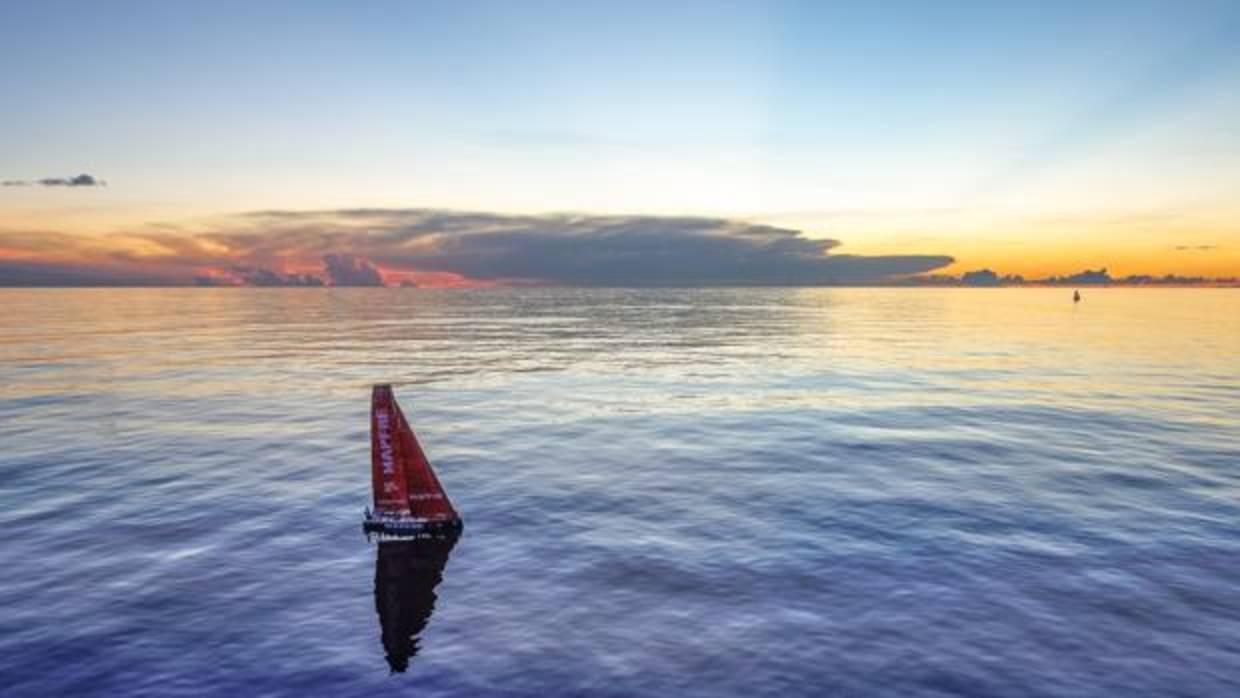 Seis barcos separados por diez millas y el «Turn Tide On Plastic», líder