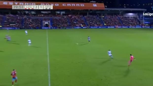 El gol del año lo marca el portero del Lugo