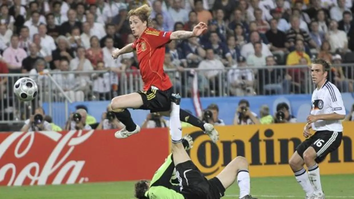 Fernando Torres marca el gol que dio la Eurocopa a España en 2008