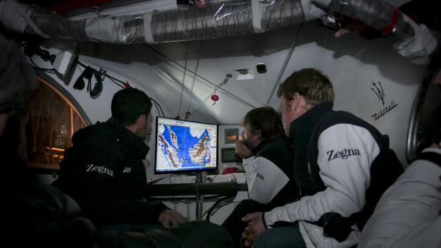 El «Maserati» completa el ecuador del recorrido y sigue a ritmo de récord