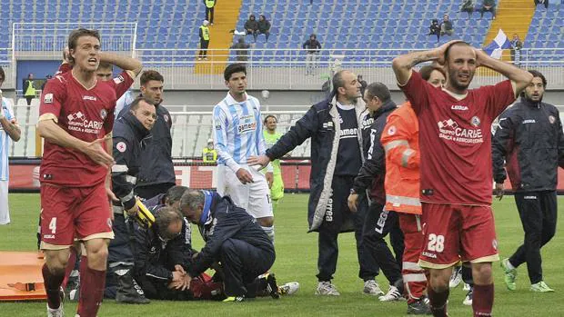 El jugador italiano Piermario Morosini falleció a causa de una muerte súbita en 2012