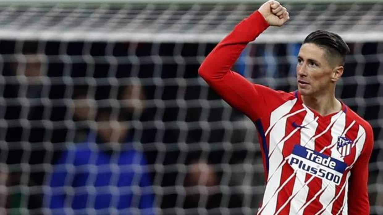 Fernando Torres celebra su gol contra el Alavés en Liga