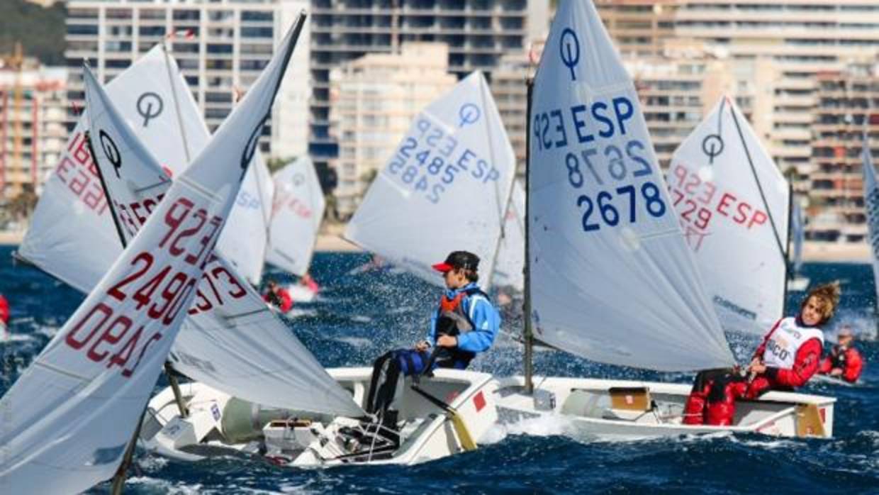 Calpe acoge la quinta prueba de la Copa Autonómica de Optimist