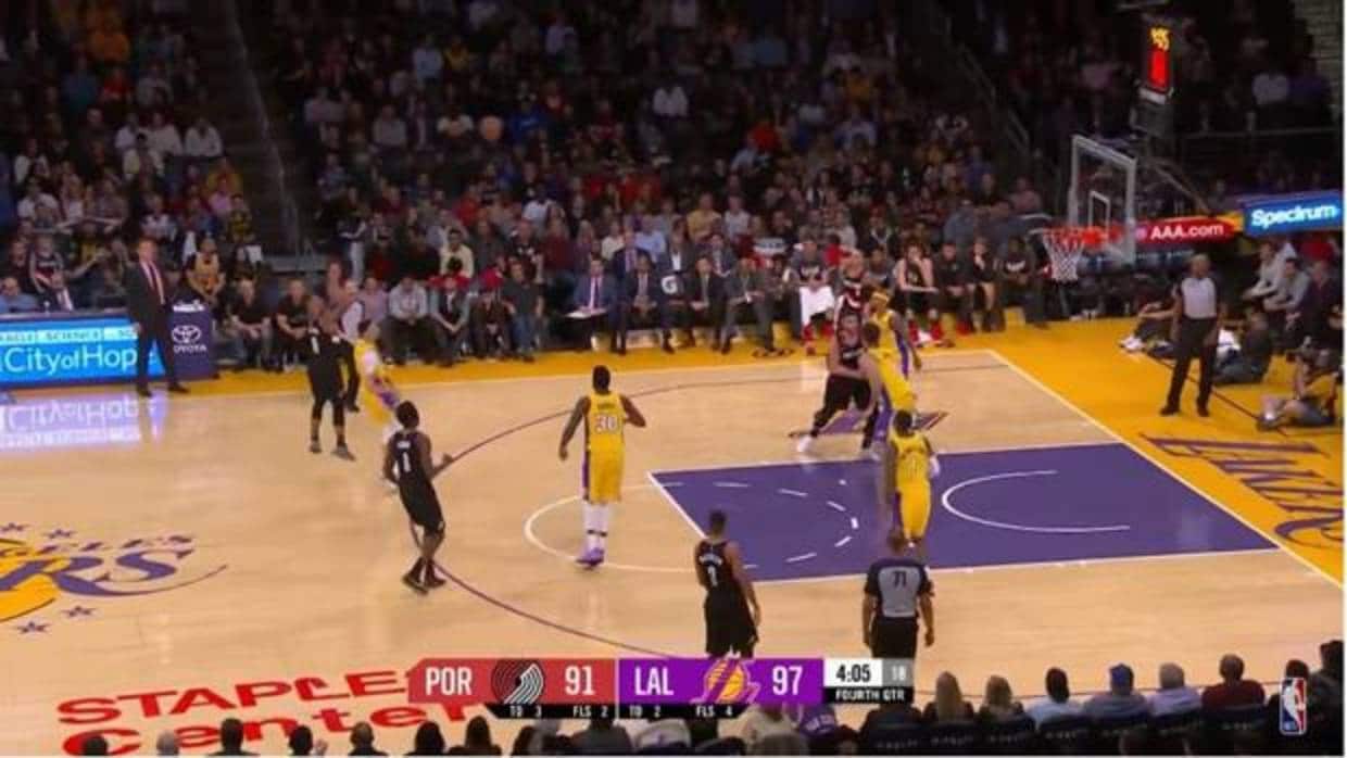 Damian Lillard, desatado: cuatro triples seguidos para derrotar a los Lakers