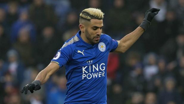 La extraña retirada de Mahrez