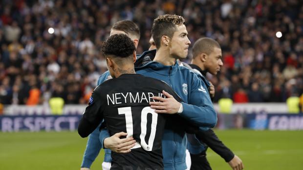 ...Y Ronaldo espera a Neymar en el Real Madrid