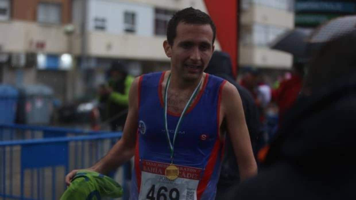 Jorge Soto, campeón de la Media Maratón Bahía de Cádiz 2018.