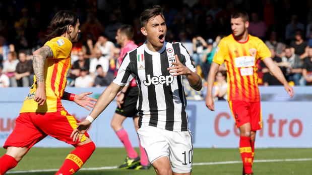 Dybala se luce con un triplete en el triunfo de la Juventus