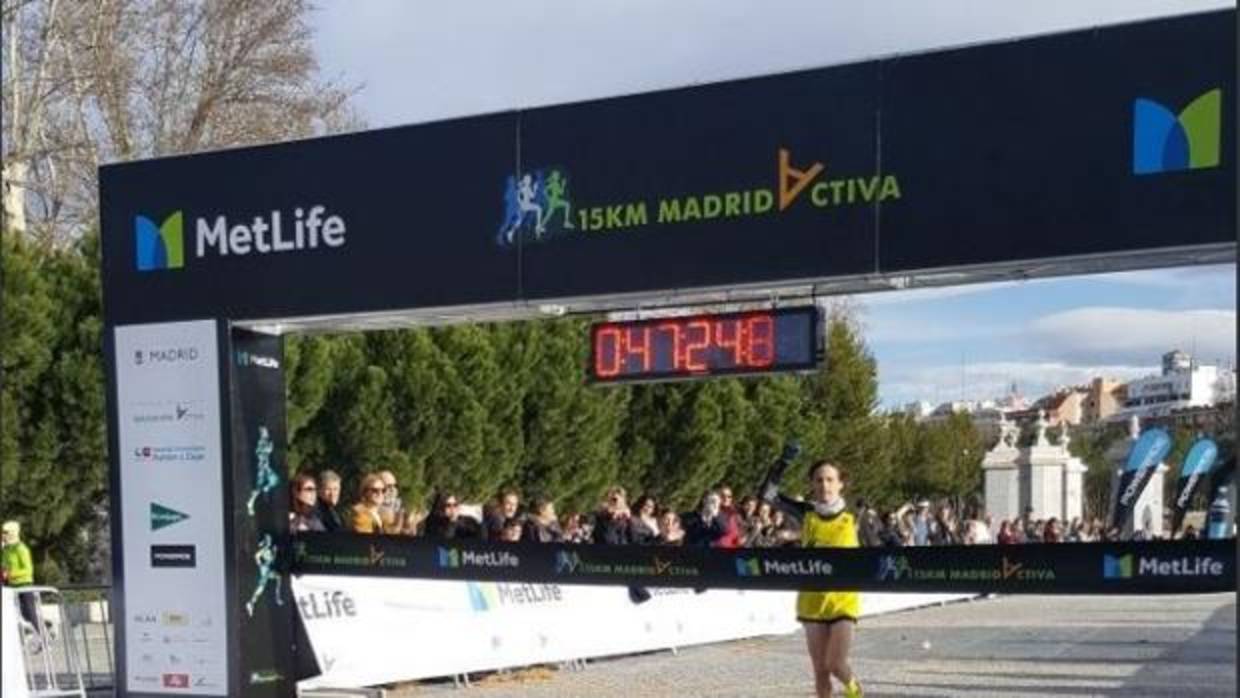 Sergio Salinero y Rosaura Casado, ganadores de la IV carrera 15 km Metlife Madrid Activa