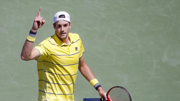 Isner se hace grande en Miami