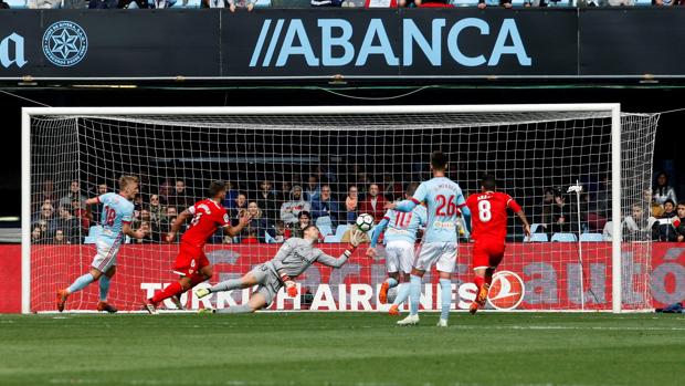 El Celta arrasa al Sevilla