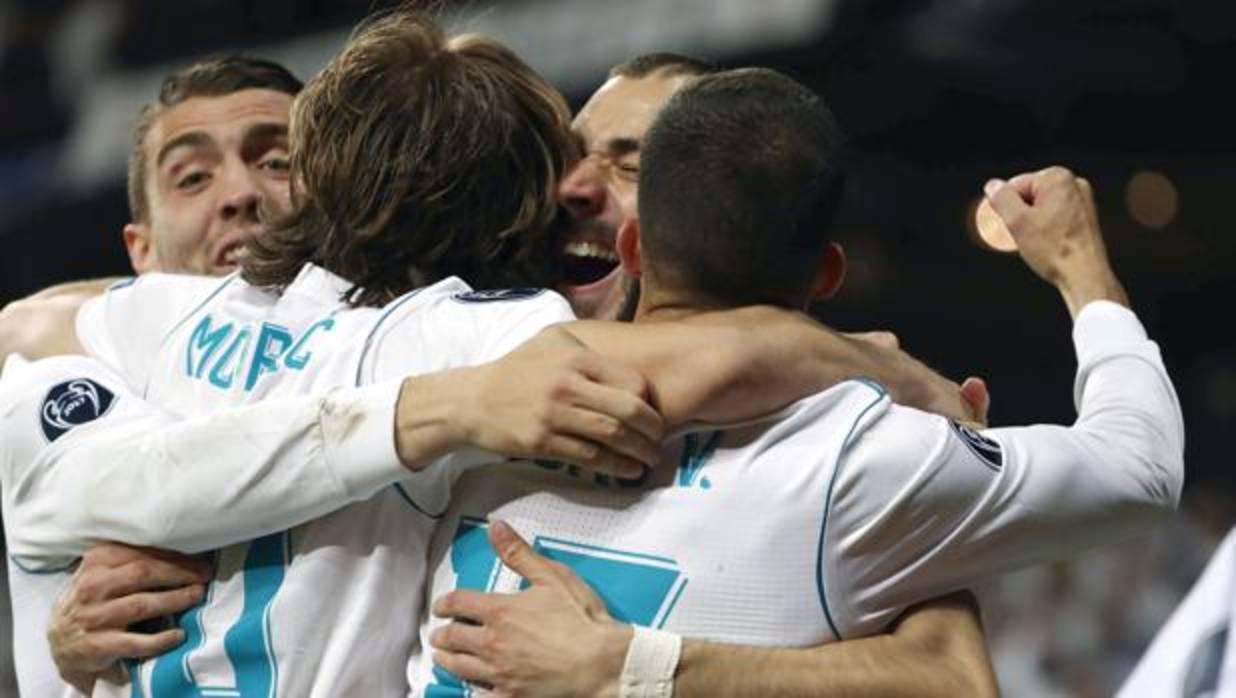 Euforia del Madrid con el segundo gol de Benzema