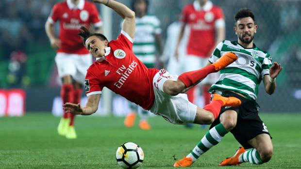 Sporting y Benfica se reparten los puntos y le dan el título al Oporto