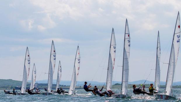 España presenta cinco equipos en el Europeo de 470