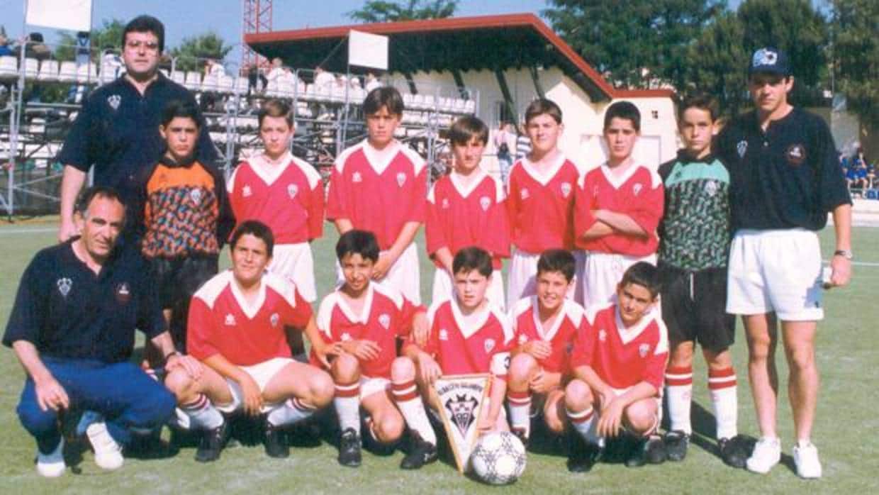 El equipo alevín del Albacete Balompié que participó en el torneo de Brunete celebrado en 1996