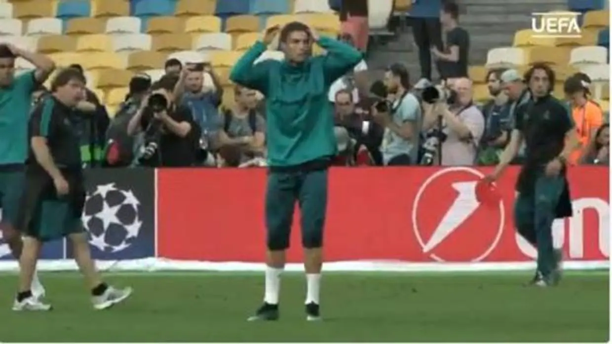Cristiano Ronaldo durante los entrenamientos previos a la final de la Champions League 2018