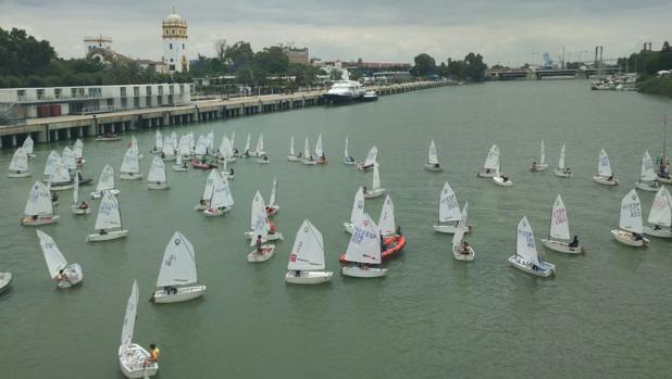 Miguel Muñoz y Marta Franco dominan el Campeonato de Andalucía de aguas interiores