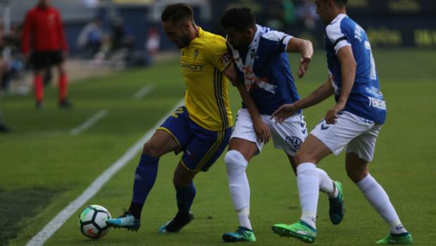 El Cádiz CF se jugará su plaza de ‘play off’ en Granada