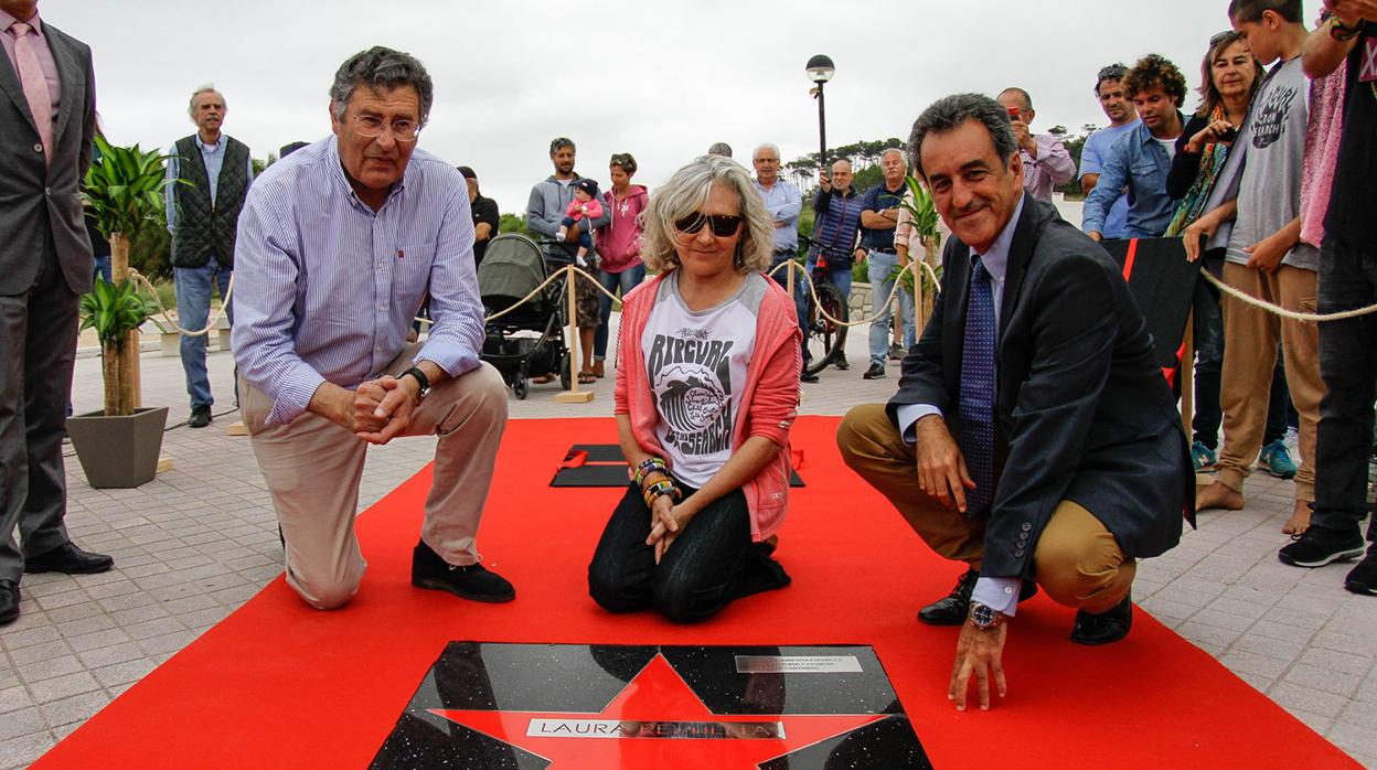 Laura Revuelta ya está en el Paseo de la Fama del Surf