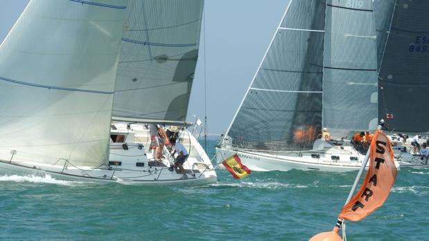 La XI Regata Amigos de la Vela para el «Camaguey» de Pérez de Acevedo