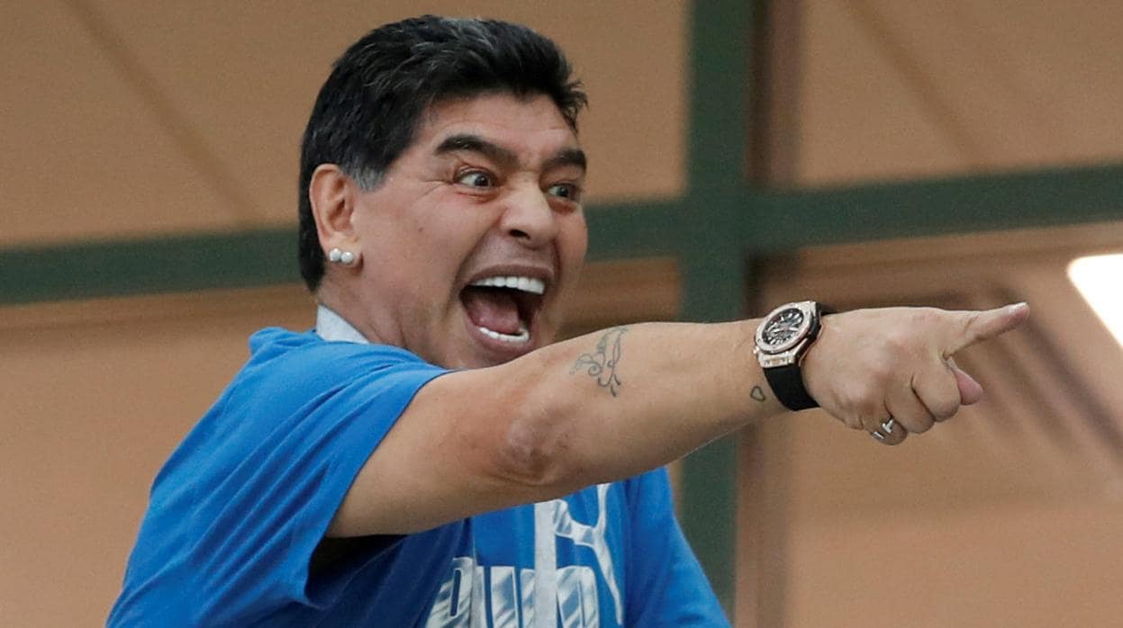 Maradona, durante el partido entre Argentina y Croacia