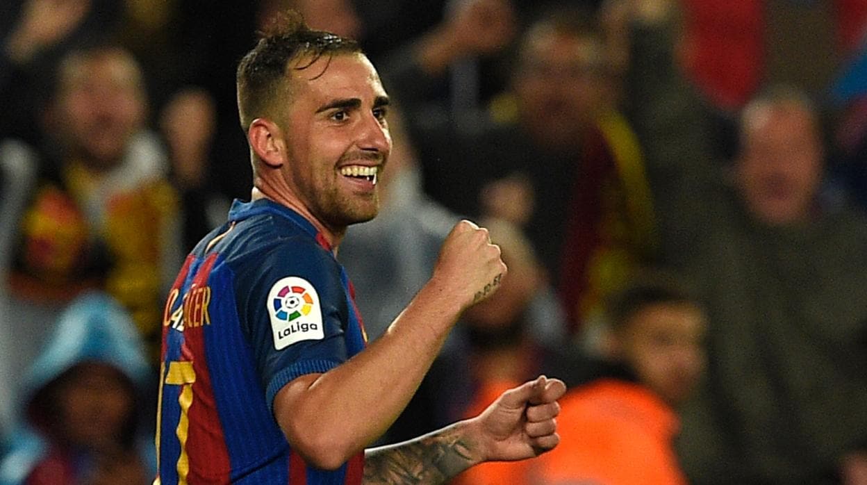 Paco Alcácer celebra un gol con el Barcelona