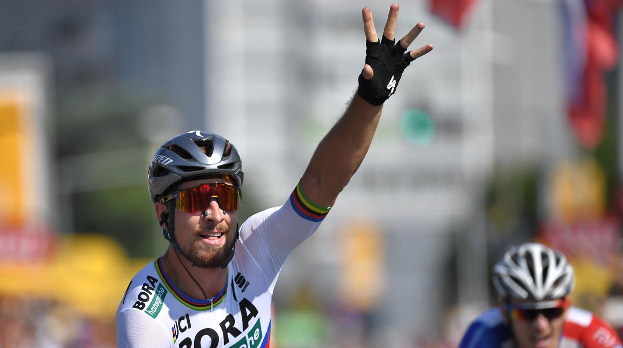 Sagan se impone en un final caótico