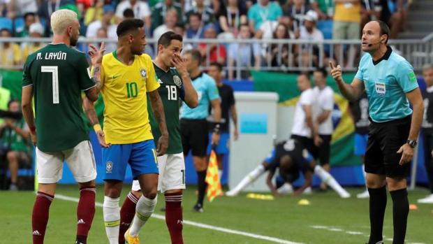 Mateu Lahoz no arbitrará más en Rusia 2018