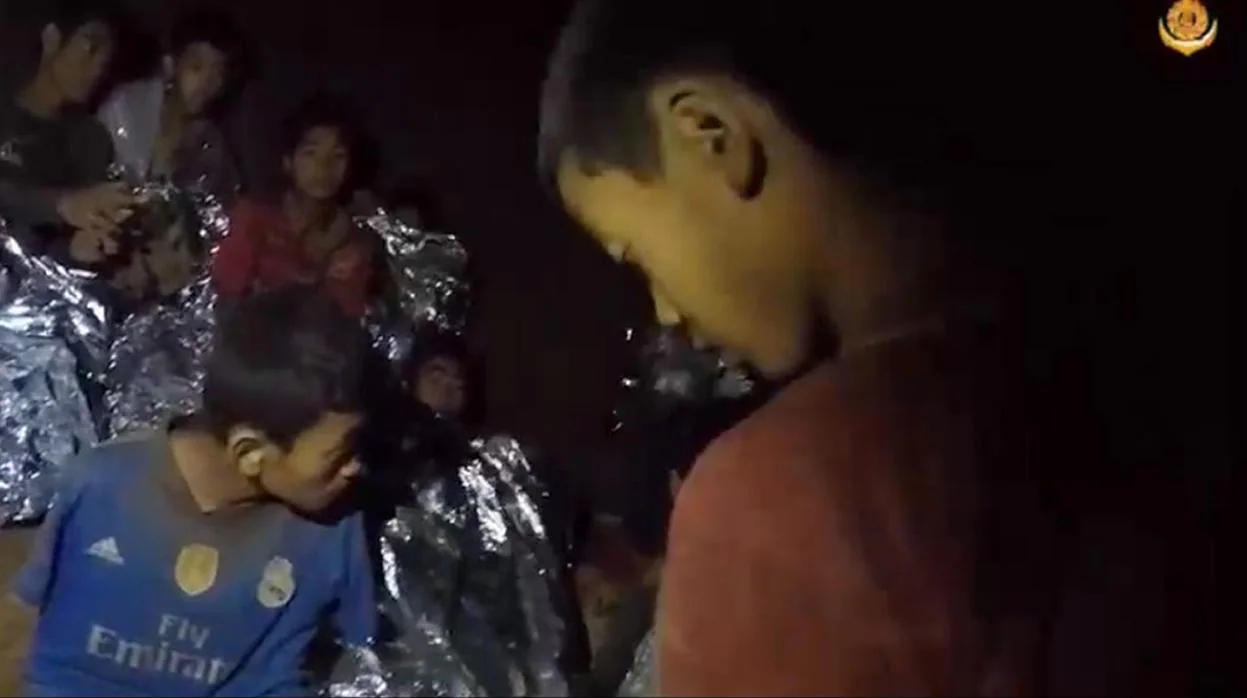 El Madrid invita a los niños tailandeses rescatados